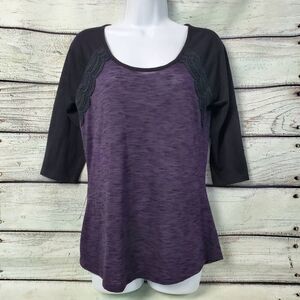 Vanity Essentials Purple Black Raglan Top Women’s Size M Crochet Detail 3/4 Slee